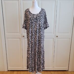 Nina Leonard Black Maxi Dress with White Floral Print